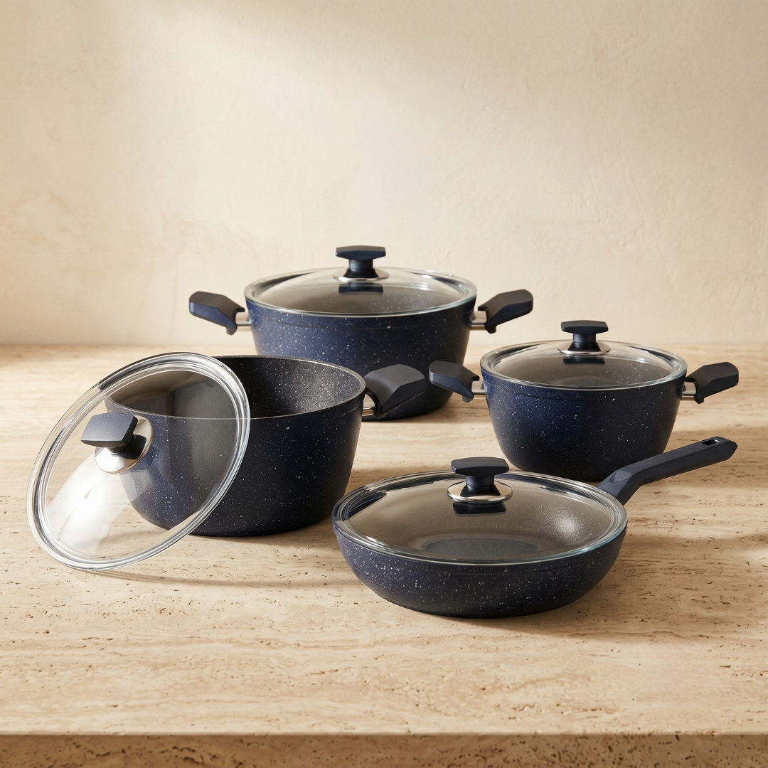 Cookina Plus tencere seti misafir sofrası, servis anı